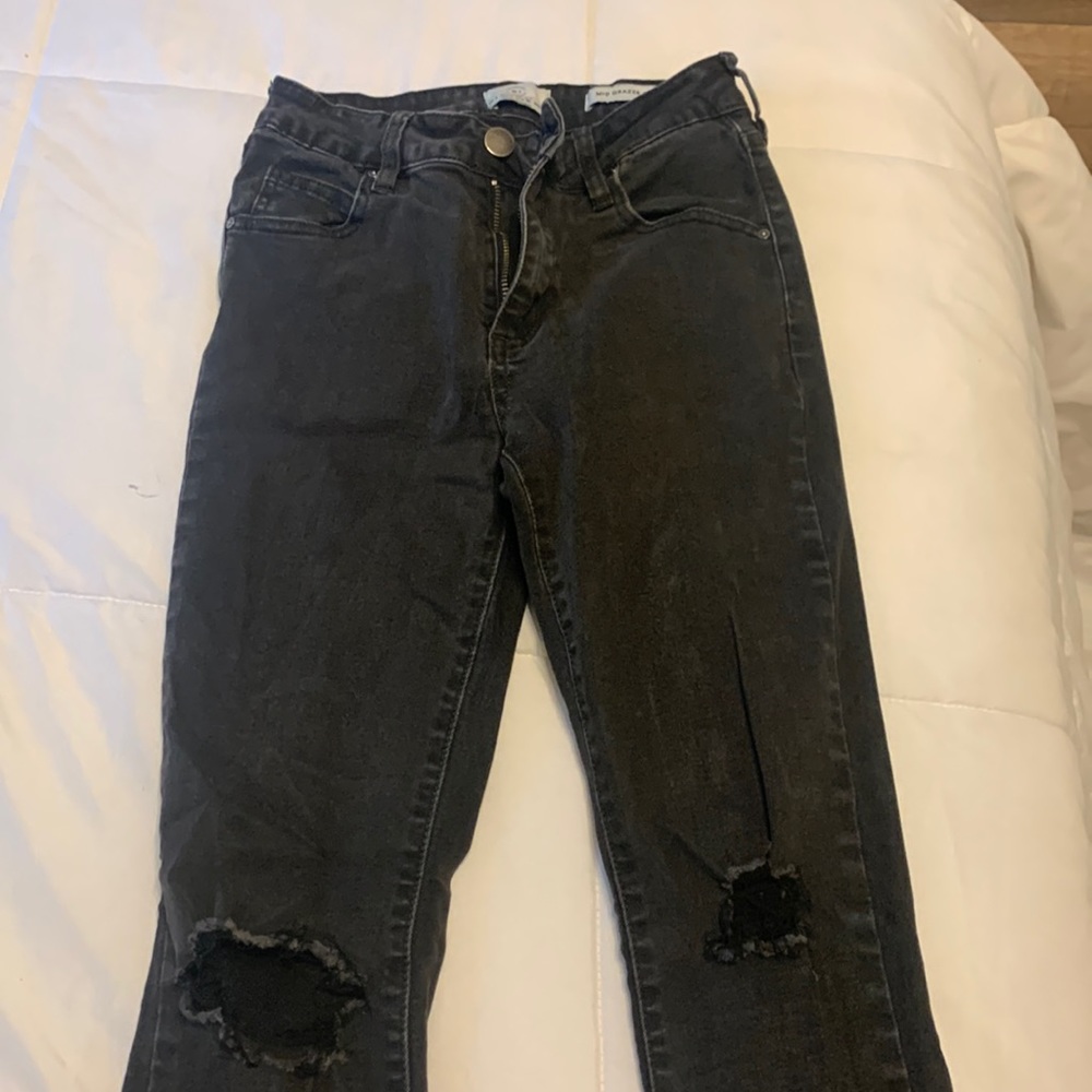 black skinny jeans